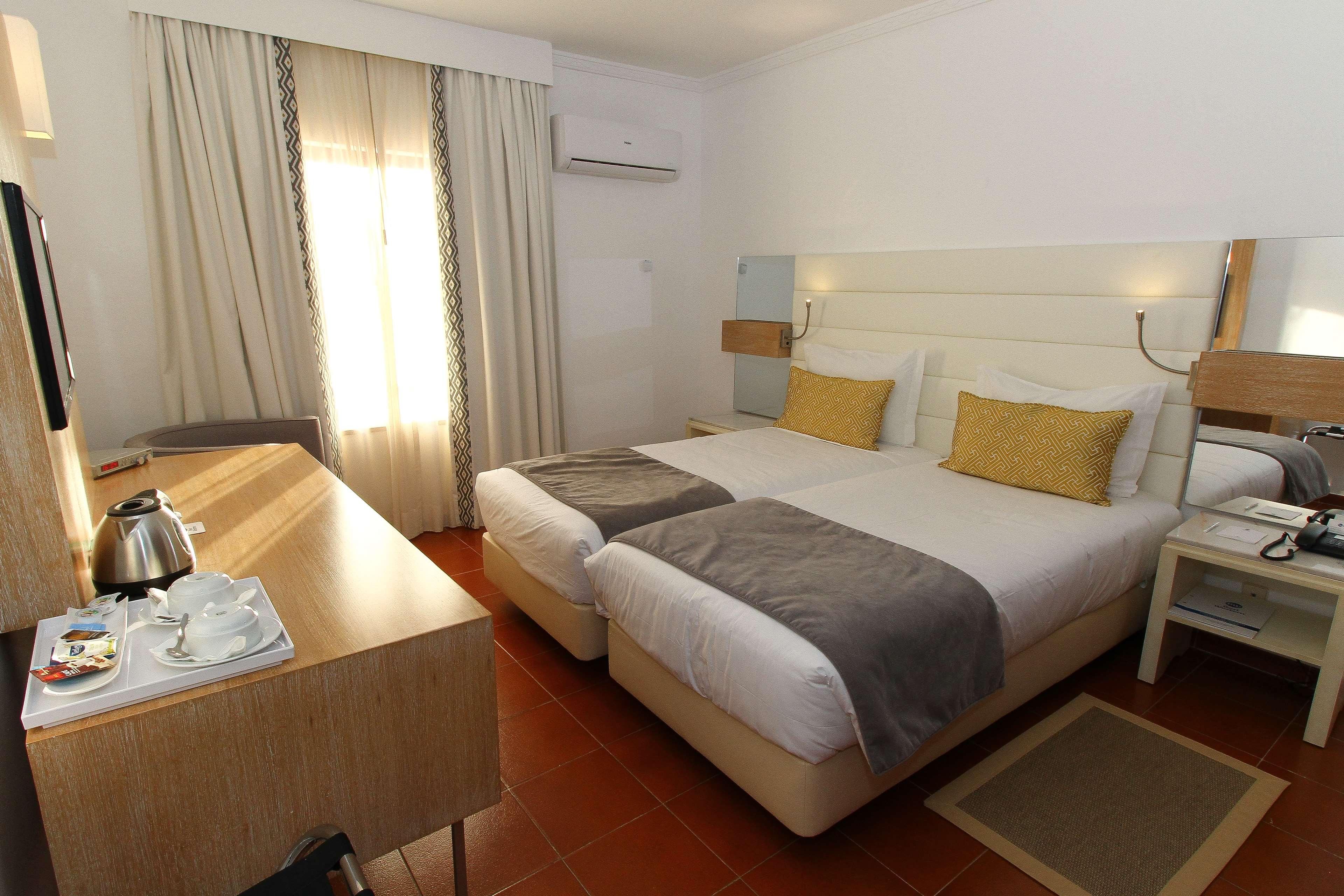 Best Western Hotel Dom Bernardo Distrikt Distrikt Faro Exterior foto